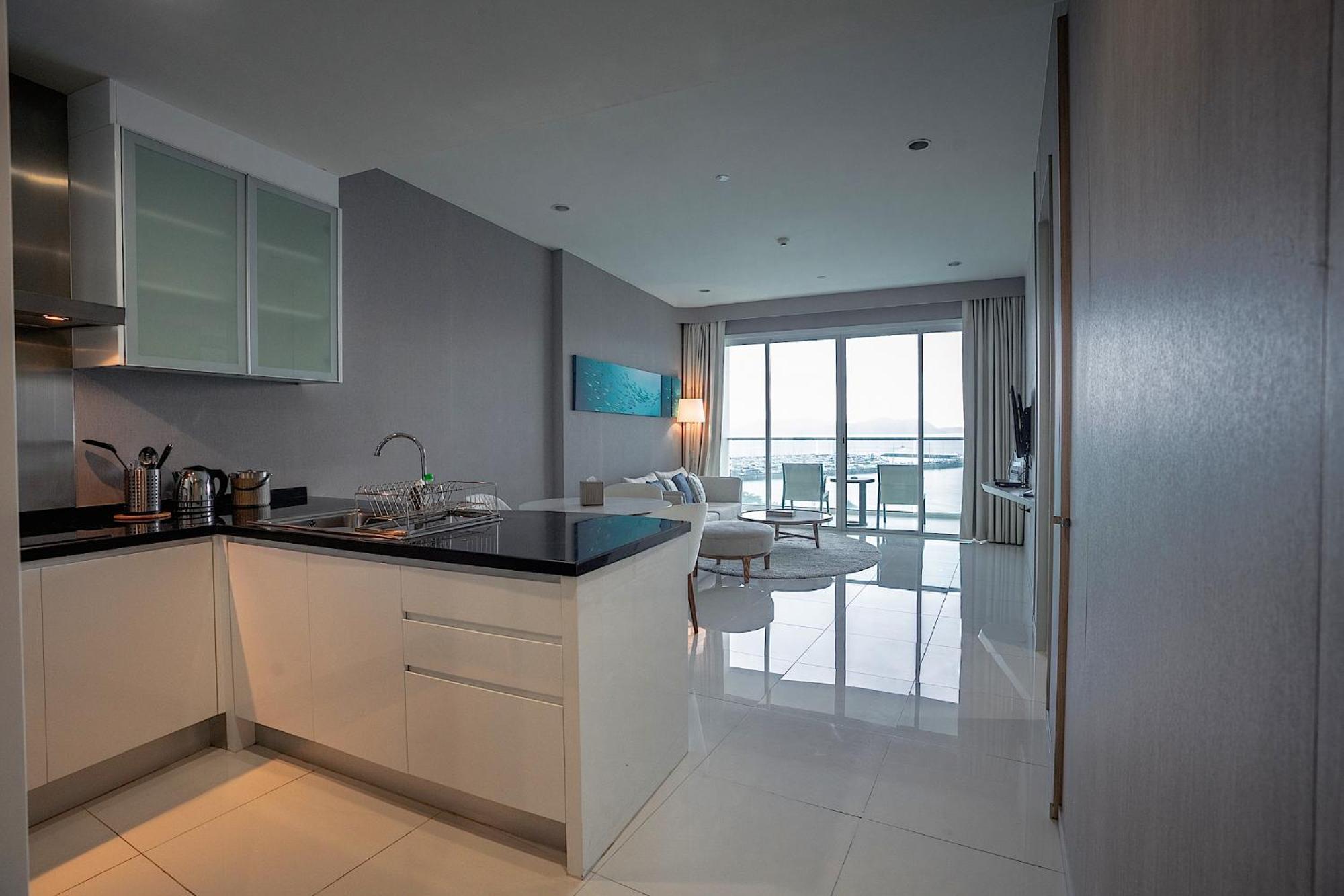 Movenpick Residences Pattaya With Ocean View 나 좀티엔 외부 사진